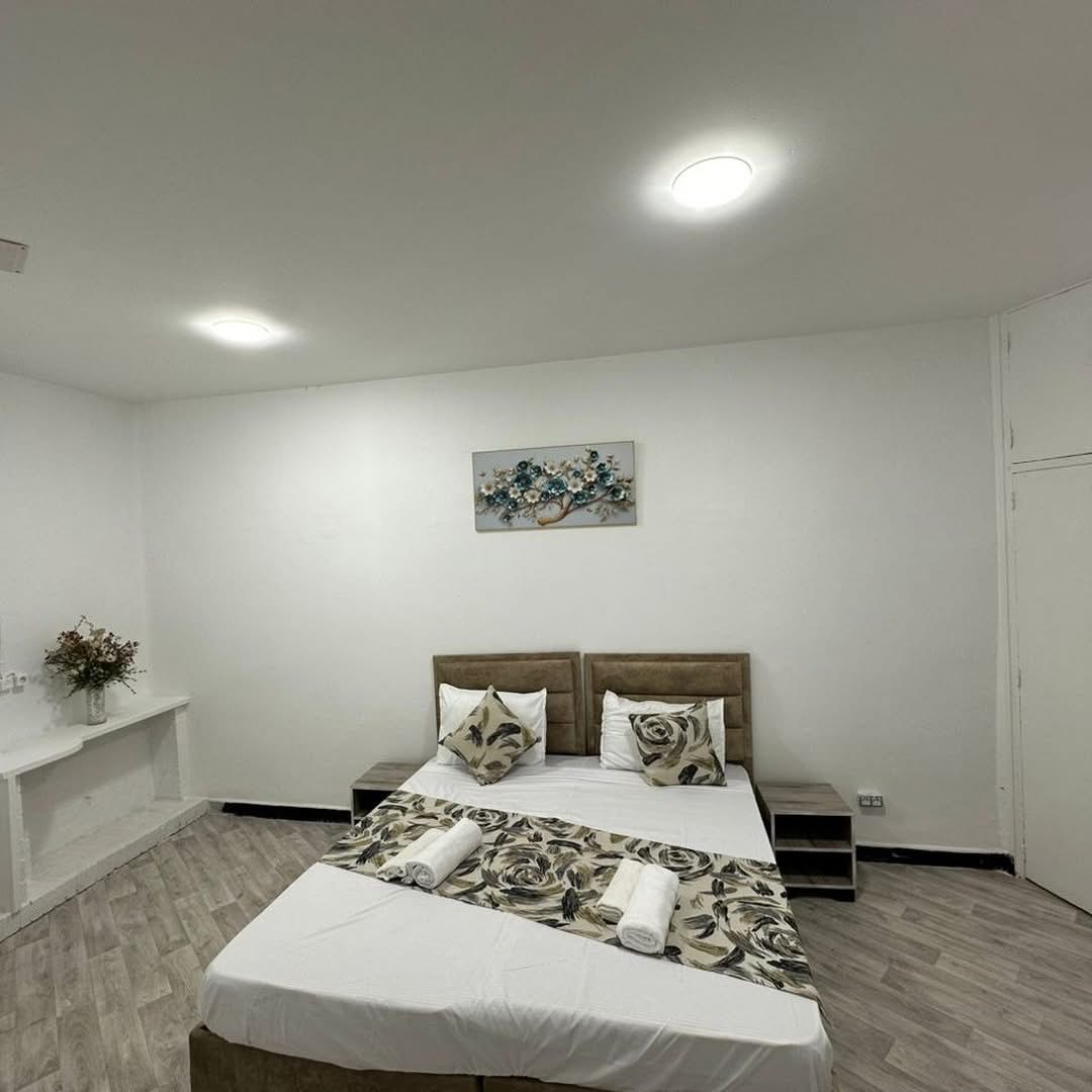 Aures Residence