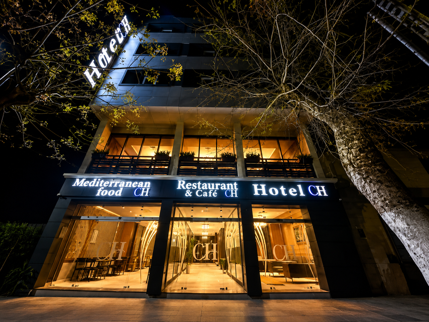 Chaker Hotel
