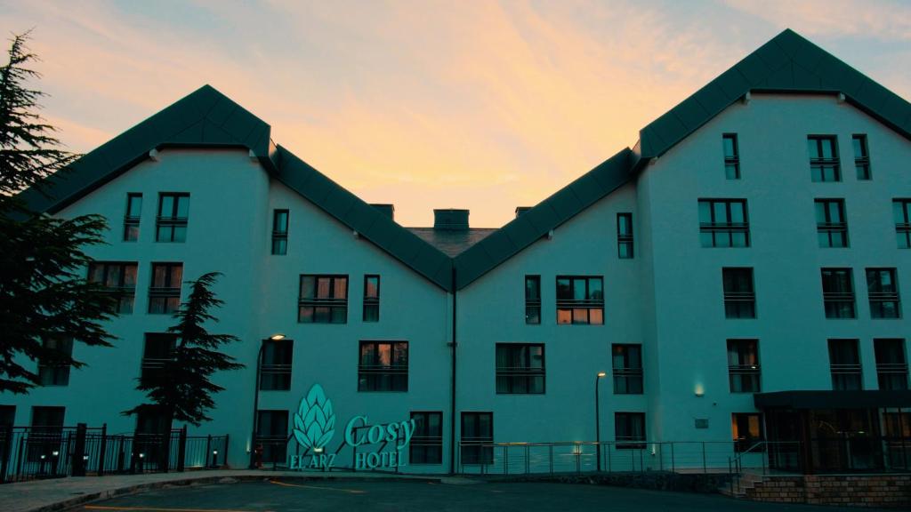 EL ARZ Climate Resort Tala Guilef