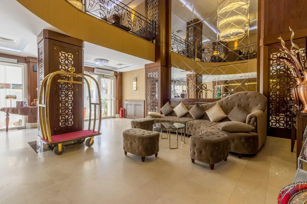 Azdif Hotel