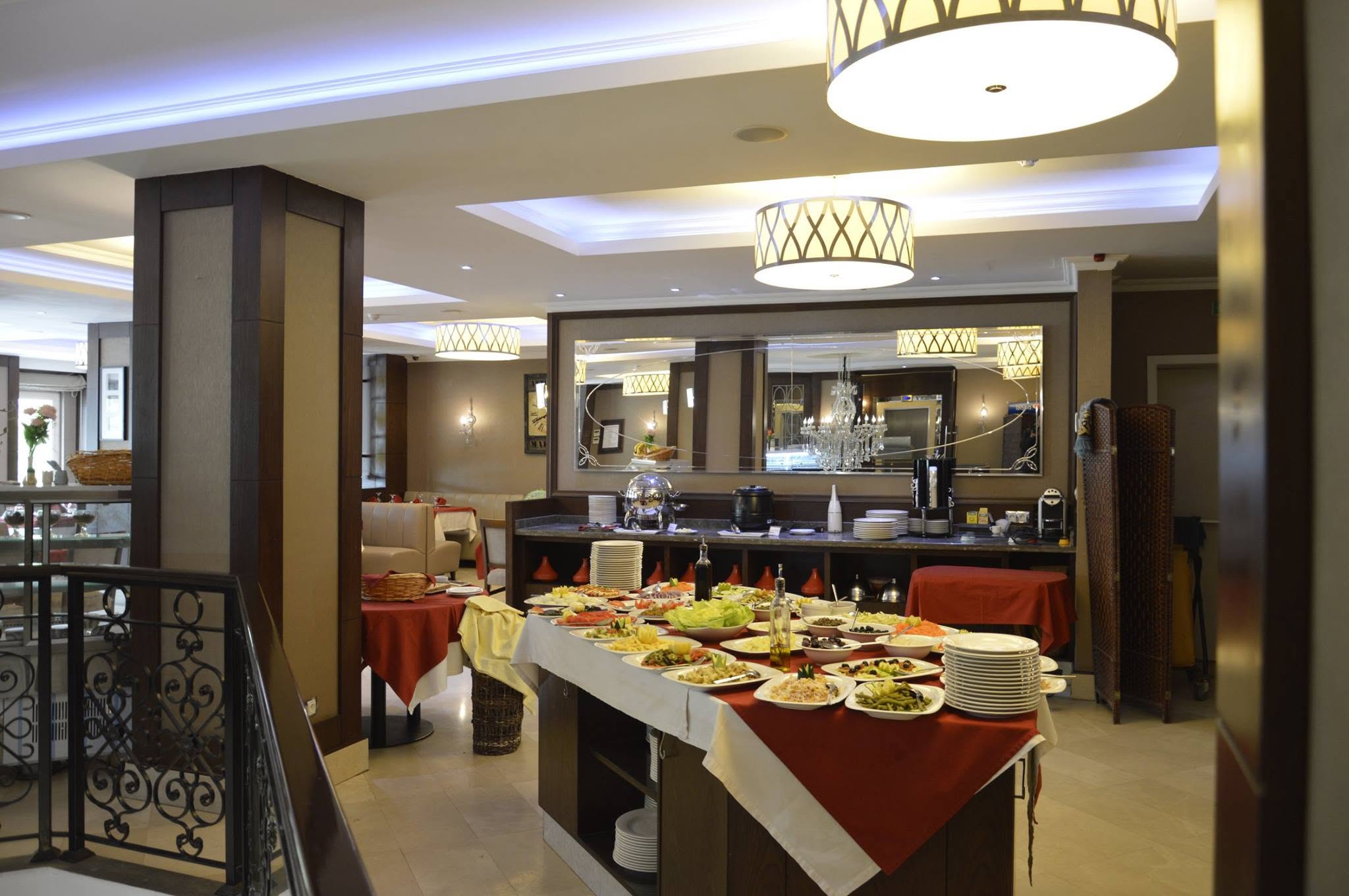 Tadj El Maouada Hotel